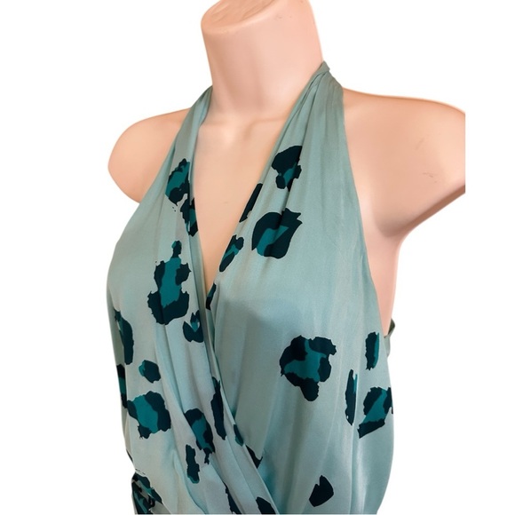 Diane Von Furstenberg Silk Aqua Blue and Black Leopard Print Patterned Dress - Picture 4 of 9